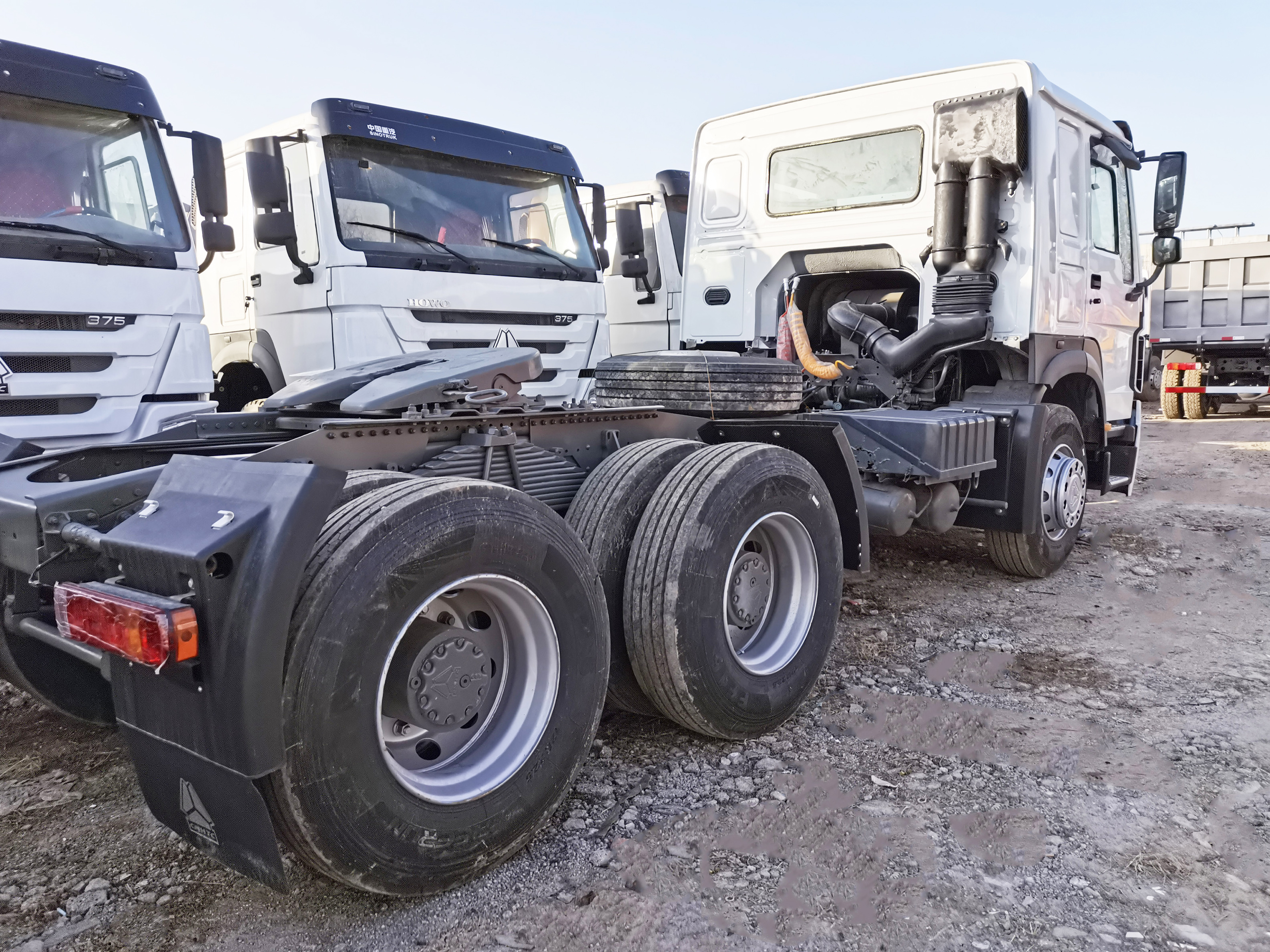 Jushixin 6x4 howo euro 2 371 hp used tractor used truck head